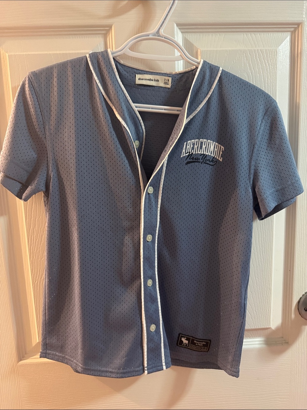 Brand new w/out tags. Abercrombie & Fitch Blue Button-Front Mesh Baseball Jersey - Picture 1 of 6